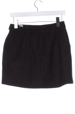 Φούστα Bershka, Μέγεθος XS, Χρώμα Μαύρο, Τιμή 7,99 €