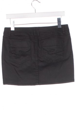 Пола Edc By Esprit, Размер XS, Цвят Черен, Цена 13,99 лв.