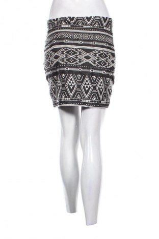 Sukně H&M, Velikost S, Barva Vícebarevné, Cena  139,00 Kč
