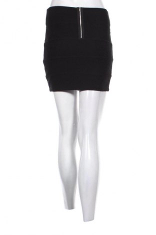Spódnica Topshop, Rozmiar M, Kolor Czarny, Cena 62,99 zł