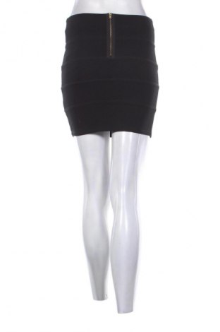 Sukně Topshop, Velikost S, Barva Černá, Cena  339,00 Kč