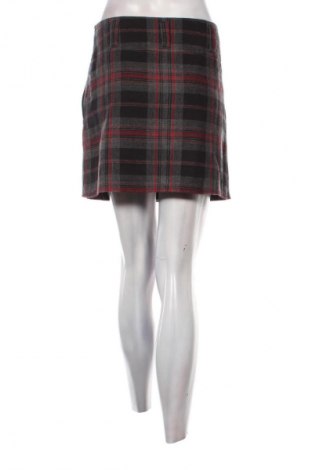 Fustă Yessica, Mărime M, Culoare Multicolor, Preț 7,99 Lei