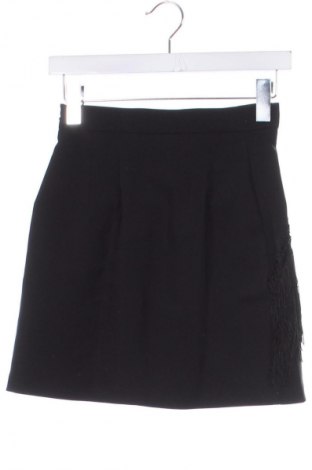 Sukně Zara, Velikost XS, Barva Černá, Cena  129,00 Kč