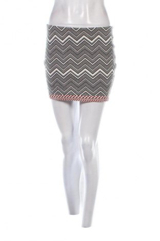 Rock Zara, Größe M, Farbe Mehrfarbig, Preis 6,99 €