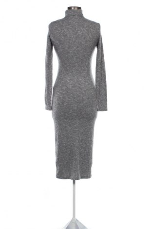 Kleid Alcott, Größe M, Farbe Grau, Preis 4,99 €