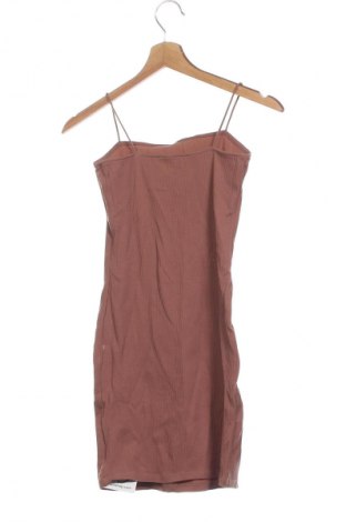 Šaty  Bershka, Velikost S, Barva Béžová, Cena  119,00 Kč