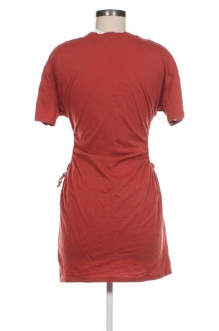 Sukienka Bershka, Rozmiar S, Kolor Czerwony, Cena 12,99 zł