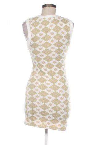 Kleid Bershka, Größe M, Farbe Mehrfarbig, Preis 9,99 €