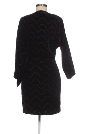 Φόρεμα Care Label, Μέγεθος M, Χρώμα Μαύρο, Τιμή 12,99 €