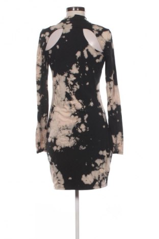 Kleid H&M Divided, Größe M, Farbe Mehrfarbig, Preis 14,84 €
