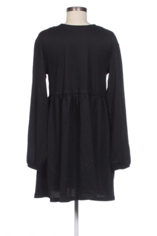 Kleid NA-KD, Größe M, Farbe Schwarz, Preis 7,99 €