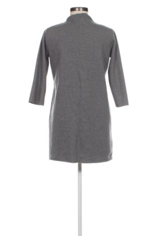 Šaty  Pull&Bear, Velikost M, Barva Šedá, Cena  59,00 Kč