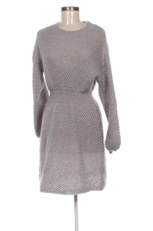 Rochie SHEIN, Mărime S, Culoare Gri, Preț 22,99 Lei