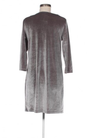 Kleid VILA, Größe M, Farbe Grau, Preis € 8,99