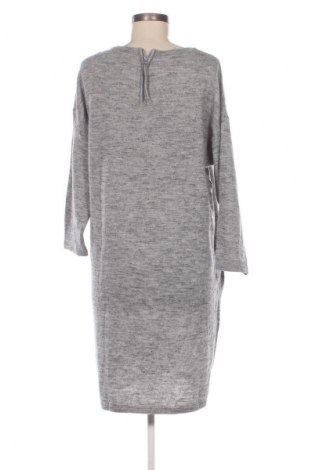 Šaty  Vero Moda, Veľkosť XL, Farba Sivá, Cena  5,95 €