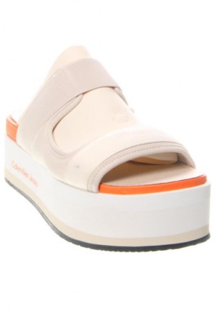 Sandale Calvin Klein Jeans, Mărime 39, Culoare Alb, Preț 594,99 Lei
