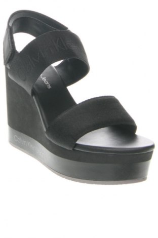 Sandalen Calvin Klein Jeans, Größe 38, Farbe Schwarz, Preis € 117,99