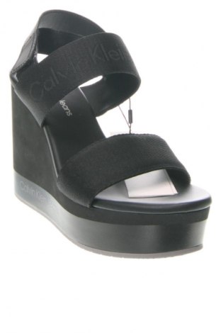 Sandalen Calvin Klein Jeans, Größe 39, Farbe Schwarz, Preis € 127,99