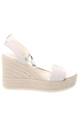Sandale Calvin Klein Jeans, Mărime 41, Culoare Alb, Preț 564,99 Lei