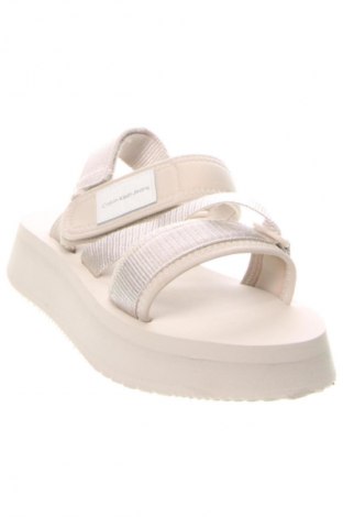 Sandalen Calvin Klein Jeans, Größe 40, Farbe Beige, Preis 114,99 €