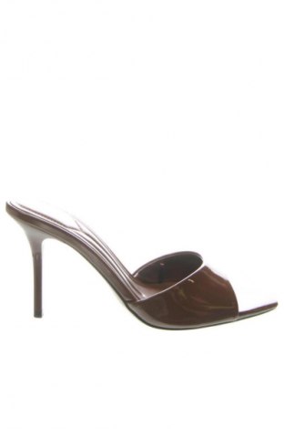 Чехли Zara, Размер 38, Цвят Кафяв, Цена 23,51 €