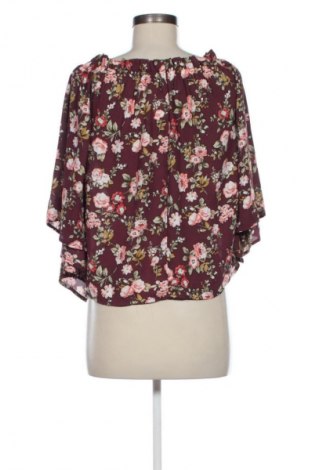 Női blúz Active USA, Méret M, Szín Sokszínű, Ár 1 699 Ft