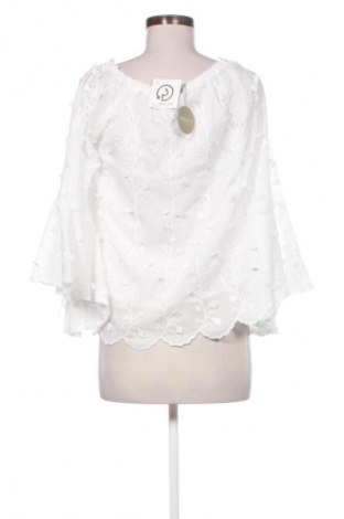 Damen Shirt Apricot, Größe S, Farbe Weiß, Preis € 31,99