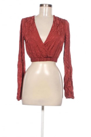 Damen Shirt Bershka, Größe M, Farbe Rot, Preis € 9,70