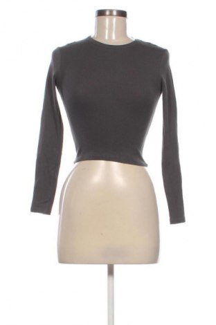 Damen Shirt Bershka, Größe XS, Farbe Grau, Preis € 6,99