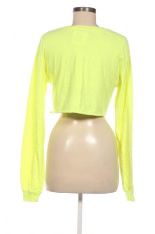 Дамска блуза Bershka, Размер XS, Цвят Зелен, Цена 10,22 €