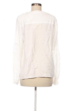 Damen Shirt Cream, Größe M, Farbe Weiß, Preis € 9,99