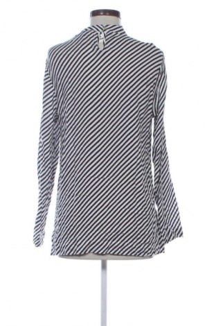 Damen Shirt Emily Van den Bergh, Größe M, Farbe Mehrfarbig, Preis € 22,99