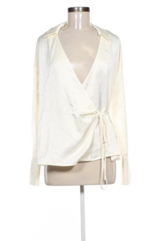 Damen Shirt Gina Tricot, Größe M, Farbe Ecru, Preis € 24,99