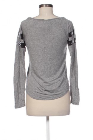 Дамска блуза H&M Divided, Размер XS, Цвят Сив, Цена 10,00 €