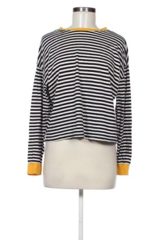 Дамска блуза H&M Divided, Размер M, Цвят Многоцветен, Цена 3,57 €