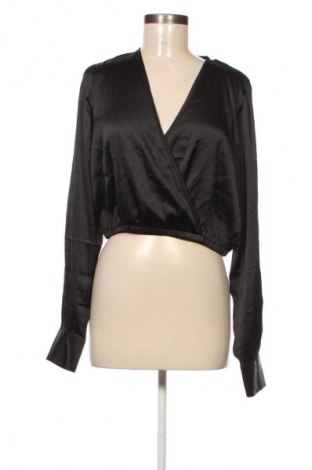 Γυναικεία μπλούζα NA-KD, Μέγεθος M, Χρώμα Μαύρο, Τιμή 8,99 €