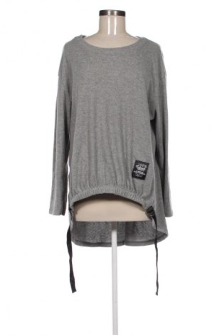 Damen Shirt NEW COLLECTION, Größe XL, Farbe Grau, Preis € 17,00