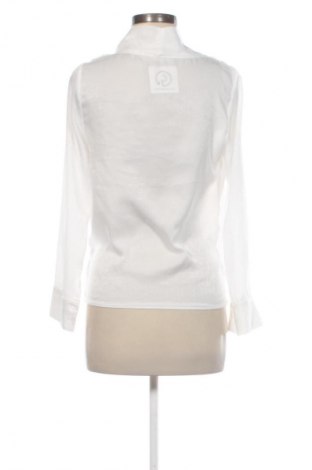 Damen Shirt Outrageous Fortune, Größe XXS, Farbe Weiß, Preis € 7,99