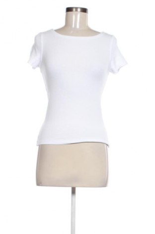 Damen Shirt Stradivarius, Größe M, Farbe Weiß, Preis € 16,99