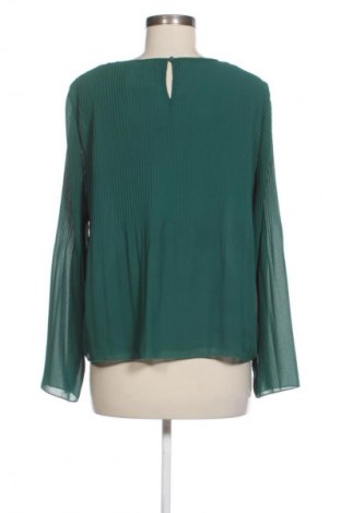 Дамска блуза Stradivarius, Размер L, Цвят Зелен, Цена 10,00 €