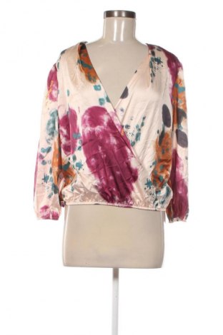 Дамска блуза Unbranded, Размер M, Цвят Многоцветен, Цена 4,60 €