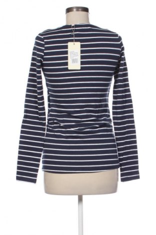 Дамска блуза Unbranded, Размер M, Цвят Многоцветен, Цена 8,18 €