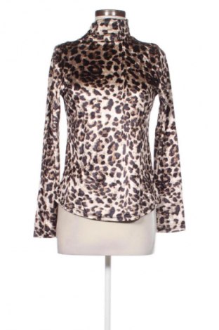 Дамска блуза Unbranded, Размер M, Цвят Многоцветен, Цена 9,78 €