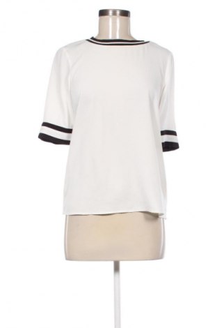 Γυναικεία μπλούζα Vero Moda, Μέγεθος S, Χρώμα Πολύχρωμο, Τιμή 10,26 €