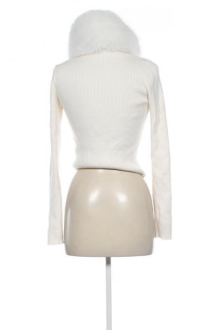 Дамска жилетка Bershka, Размер M, Цвят Екрю, Цена 5,11 €