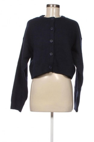 Damen Strickjacke Bershka, Größe S, Farbe Blau, Preis € 24,99