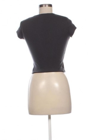 Damen T-Shirt Bershka, Größe M, Farbe Grau, Preis € 8,63