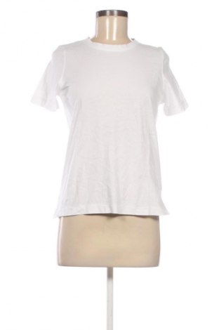 Γυναικείο t-shirt C&A, Μέγεθος M, Χρώμα Λευκό, Τιμή 8,63 €