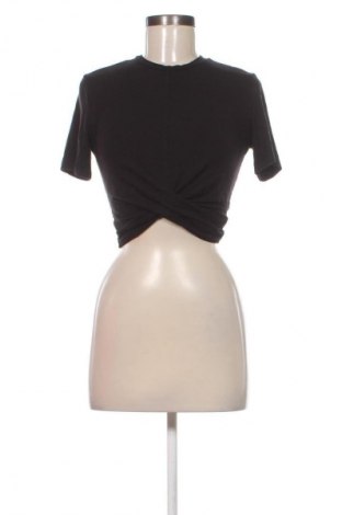 Дамска тениска H&M Divided, Размер S, Цвят Черен, Цена 9,00 €