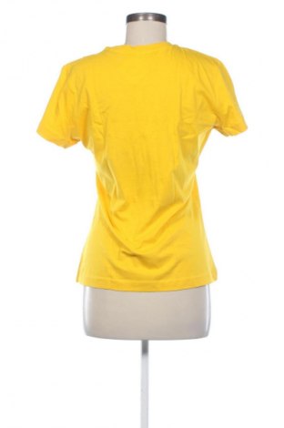 Γυναικείο t-shirt Lady Adler, Μέγεθος M, Χρώμα Κίτρινο, Τιμή 9,21 €